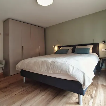 Derby Διαμέρισμα *