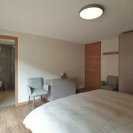 Derby Apartment *